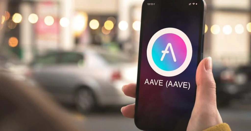 آوی AAVE 7 aave risks 1024x535 1